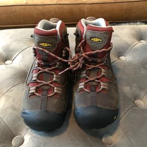 Keen Detroit Mid Steel-toed Boots Women’s 6.5M